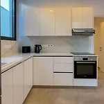 Villa Aqua Beachfront - 2 *