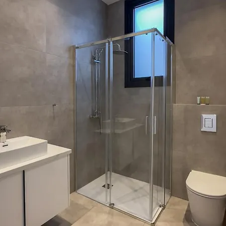 Aqua Beachfront - 2 * Ajía Nápa