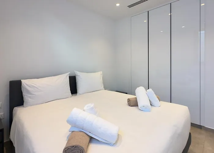 Aqua Beachfront - 2 *