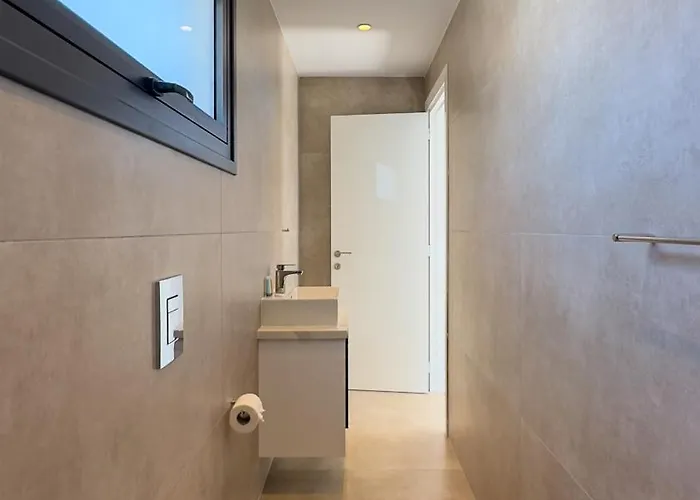 Aqua Beachfront - 2 * Ajia Napa