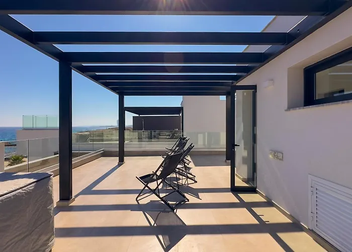 Aqua Beachfront - 2 Willa *