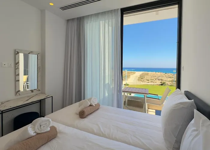 Aqua Beachfront - 2 Ajia Napa