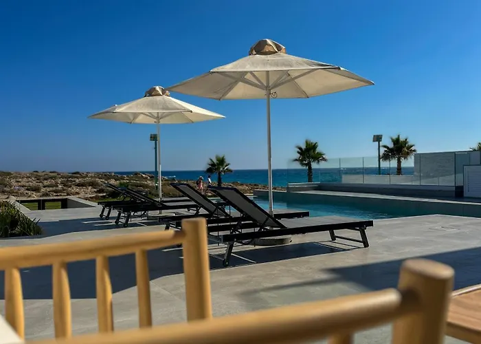 Aqua Beachfront - 2 Willa *