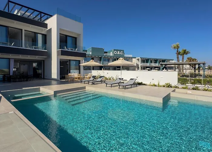 Aqua Beachfront - 2 Ajia Napa