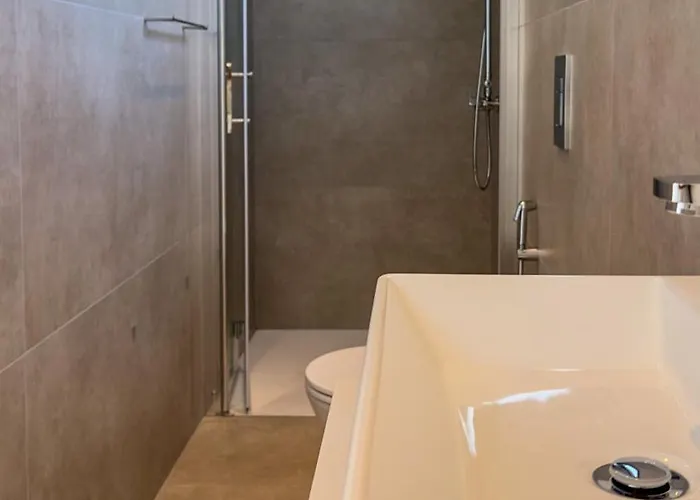 Aqua Beachfront - 2 ヴィラ *