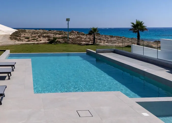 Willa Aqua Beachfront - 2 Ajia Napa