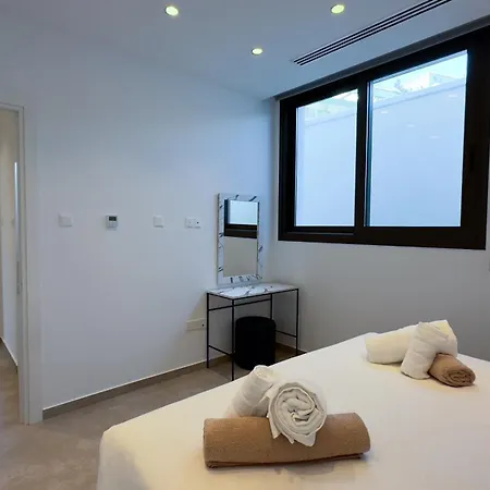 Aqua Beachfront - 2 Ayia Napa