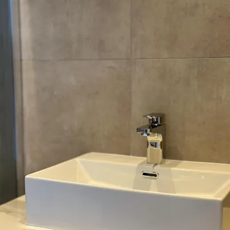 Aqua Beachfront - 2 *