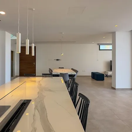 Aqua Beachfront - 2 * Ayia Napa