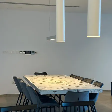 Villa Aqua Beachfront - 2 *